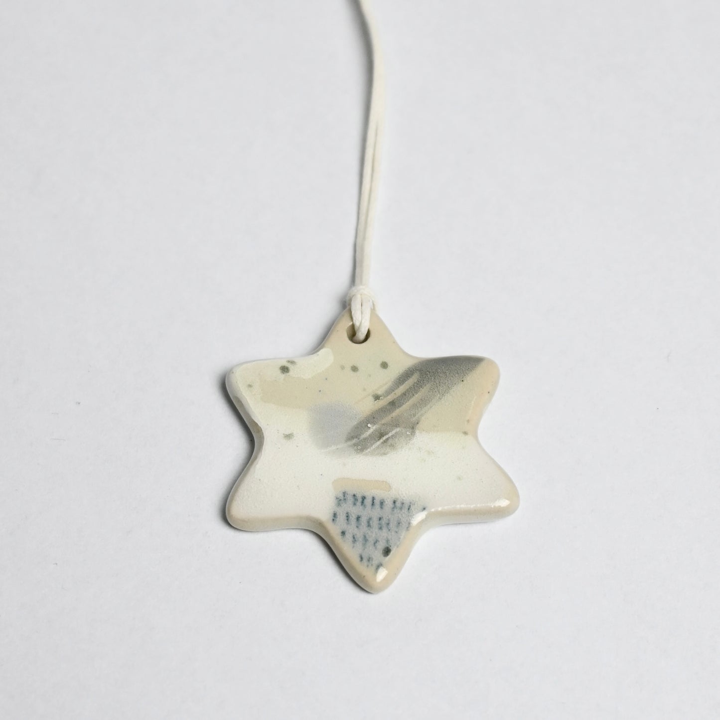 2024 Ceramic Hanging Decoration - Snowy Landscape Small Star